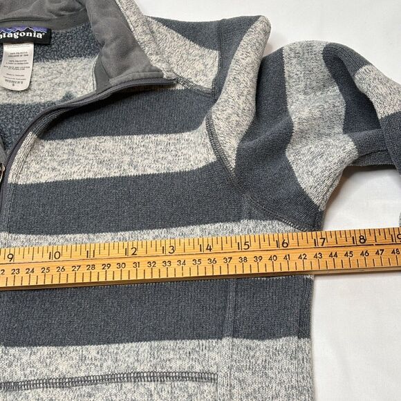 Patagonia Better Sweater Womens SMALL 1/2 Zip Gray Stripe Fleece Pullover - Picture 4 of 9